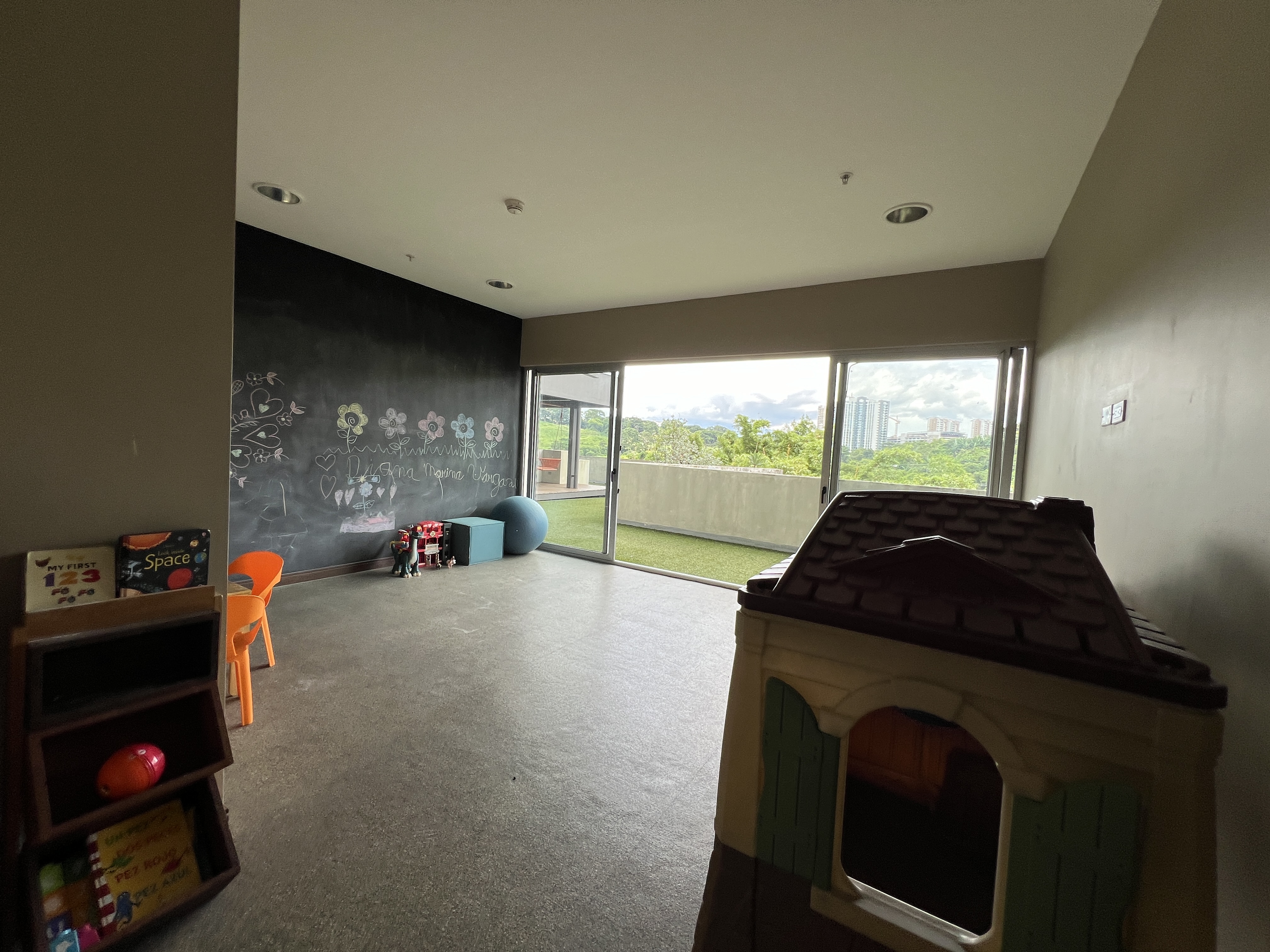 1 bed Apartment For Sale in La Uruca, San Jose - thumb 16