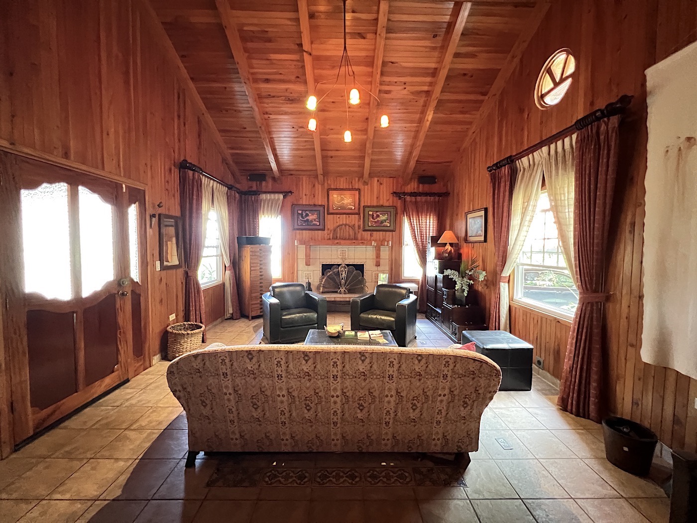 6 bed Single Family Homes For Sale in San Rafael, Heredia - thumb 2