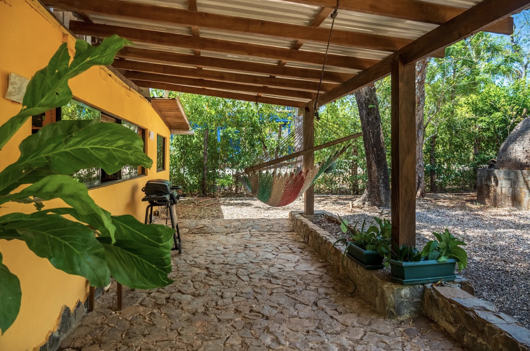 2 bed Single Family Homes For Sale in Avellanas, Guanacaste - thumb 3