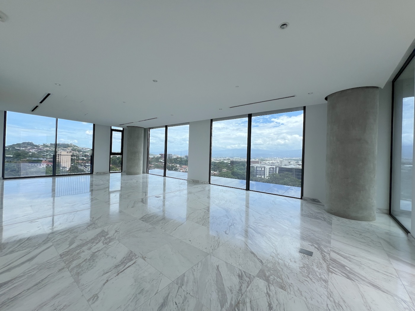 4 bed Apartment For Sale in Escazu, San Jose - thumb 3