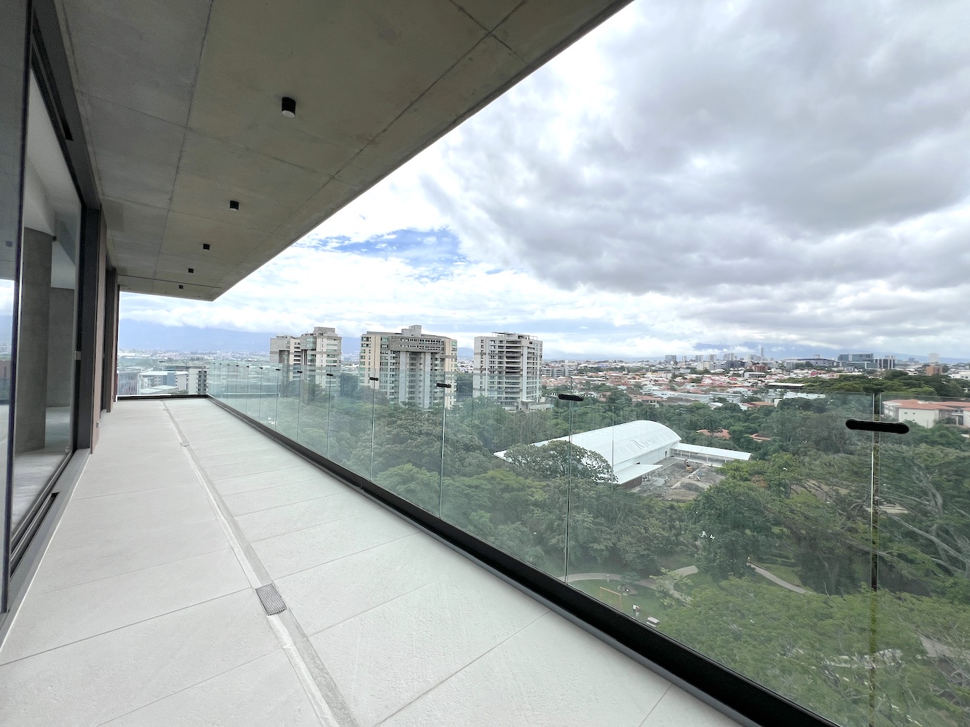 4 bed Apartment For Sale in Escazu, San Jose - thumb 2