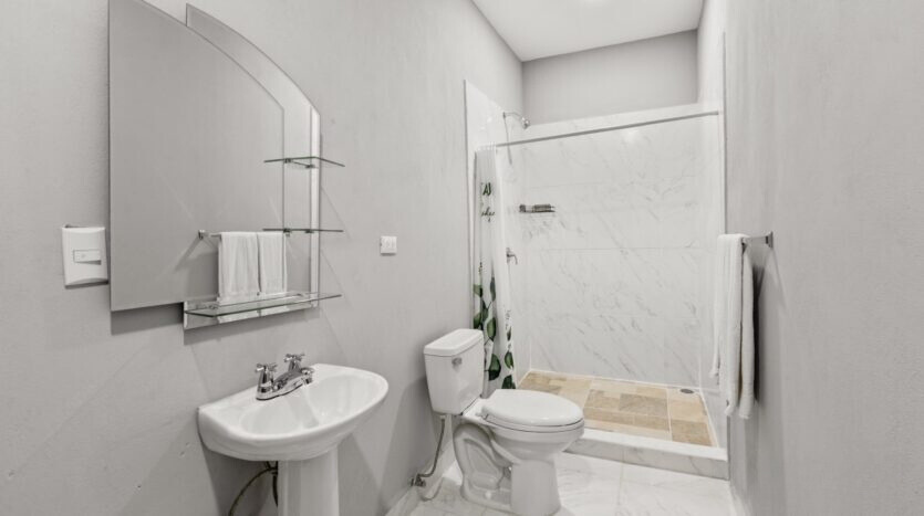 18 bed Single Family Homes For Sale in Jaco, Puntarenas - thumb 21