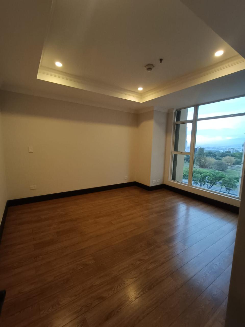 3 bed Apartment For Sale in La Sabana, San Jose - thumb 5