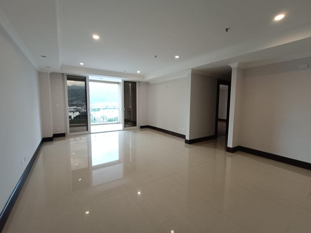 3 bed Apartment For Sale in La Sabana, San Jose - thumb 7