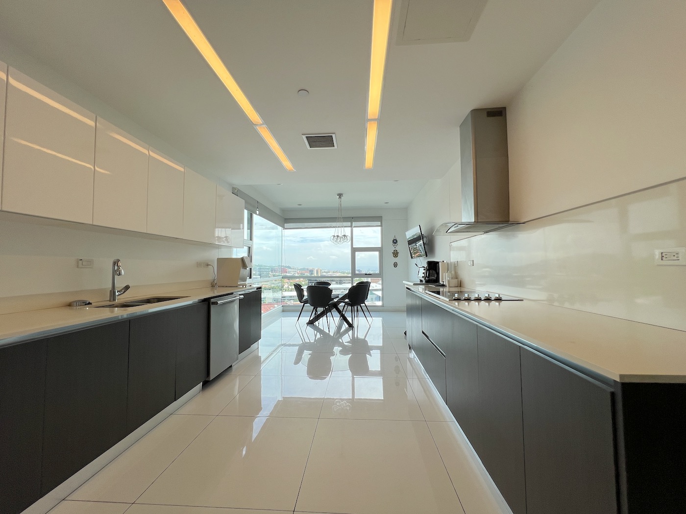 4 bed Apartment For Sale in Escazu, San Jose - thumb 1