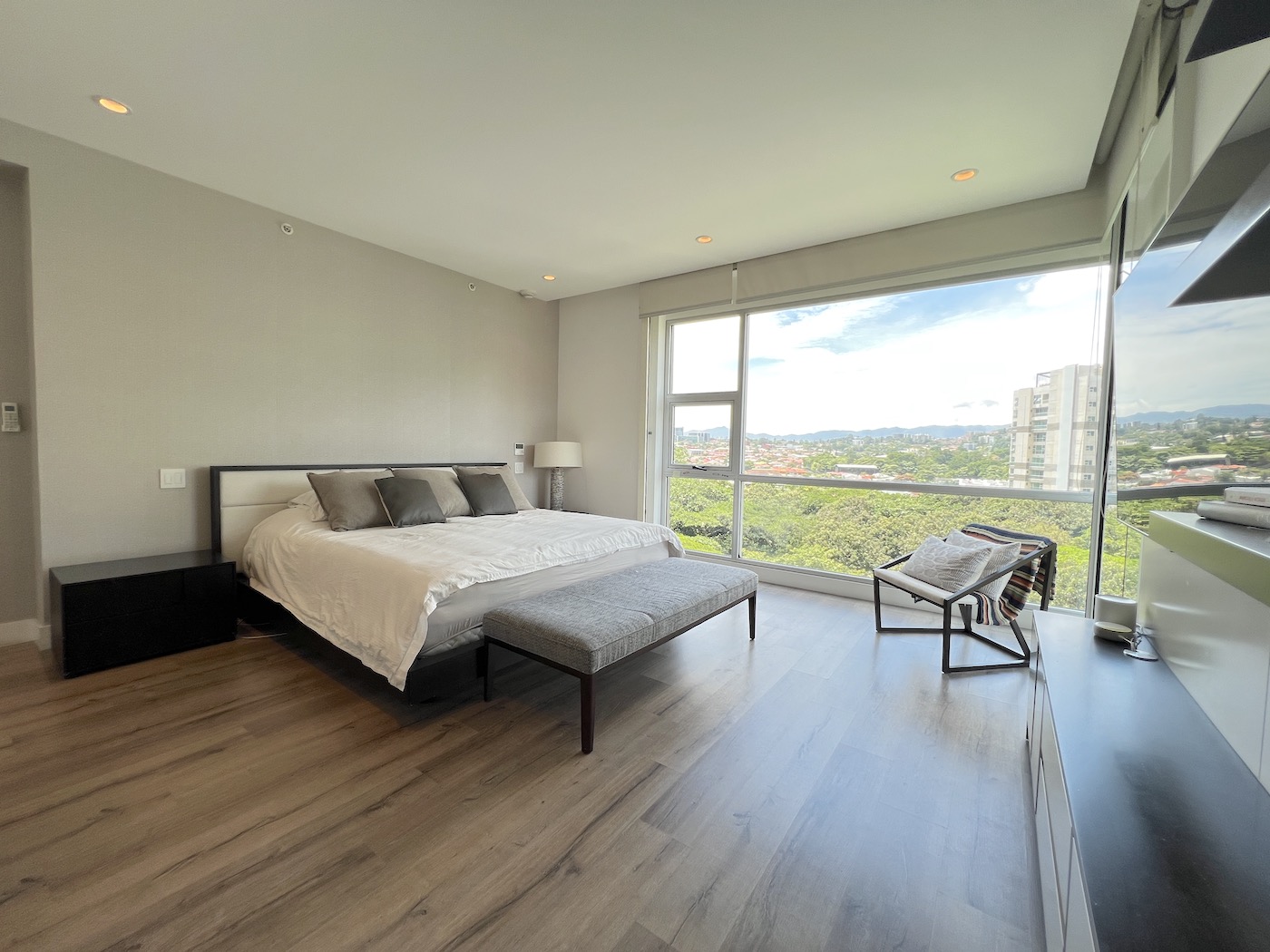 4 bed Apartment For Sale in Escazu, San Jose - thumb 13
