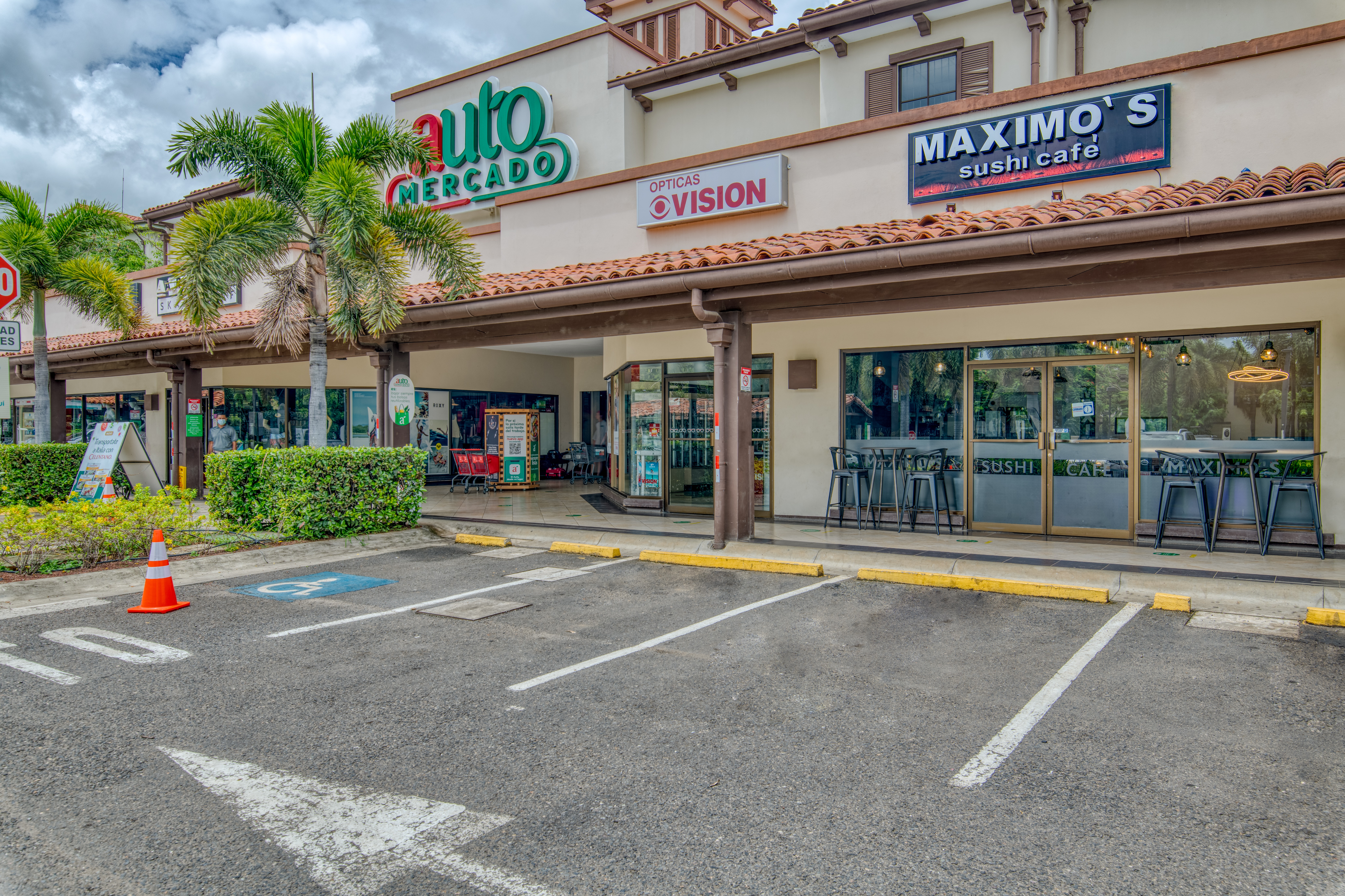 0 bed Commercial For Sale in Playas Del Coco, Guanacaste - thumb 1
