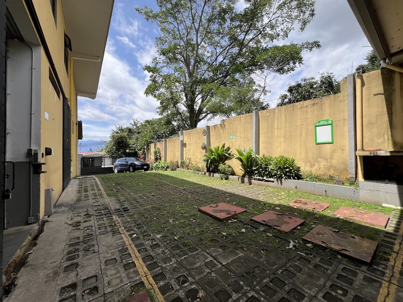 25 bed Commercial For Rent in Escazu, San Jose - photo 29