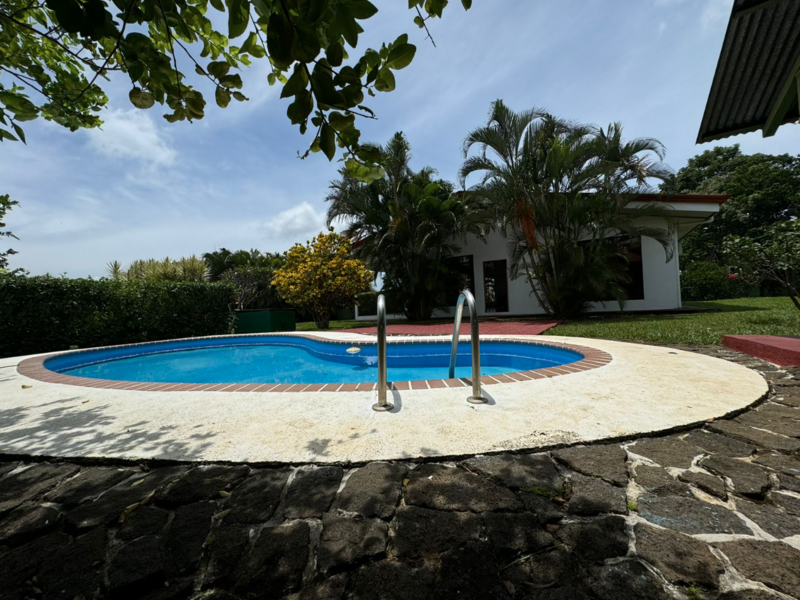 4 bed Single Family Homes For Sale in Atenas, Alajuela - 1