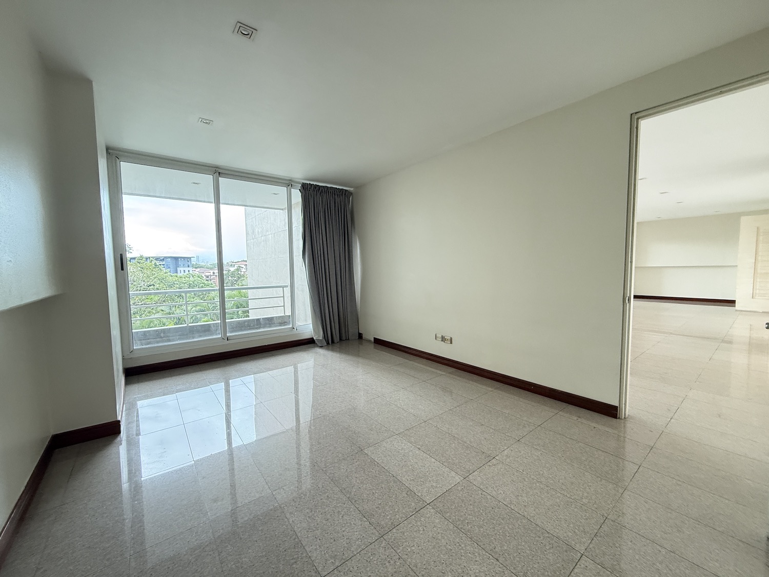 3 bed Apartment For Sale in Jaboncillo, San Jose - thumb 6