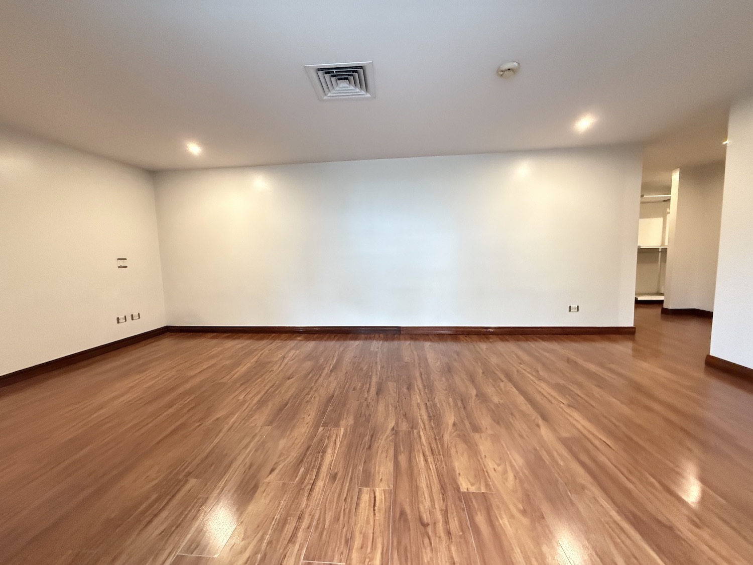 3 bed Apartment For Sale in Jaboncillo, San Jose - thumb 16