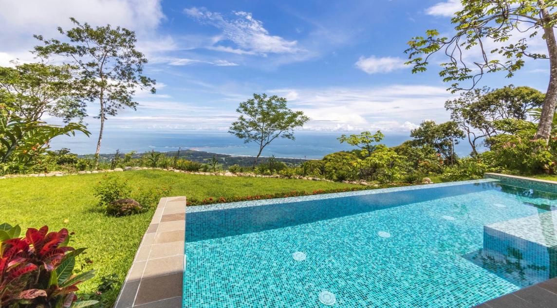 2 bed Single Family Homes For Sale in Uvita, Puntarenas - thumb 3