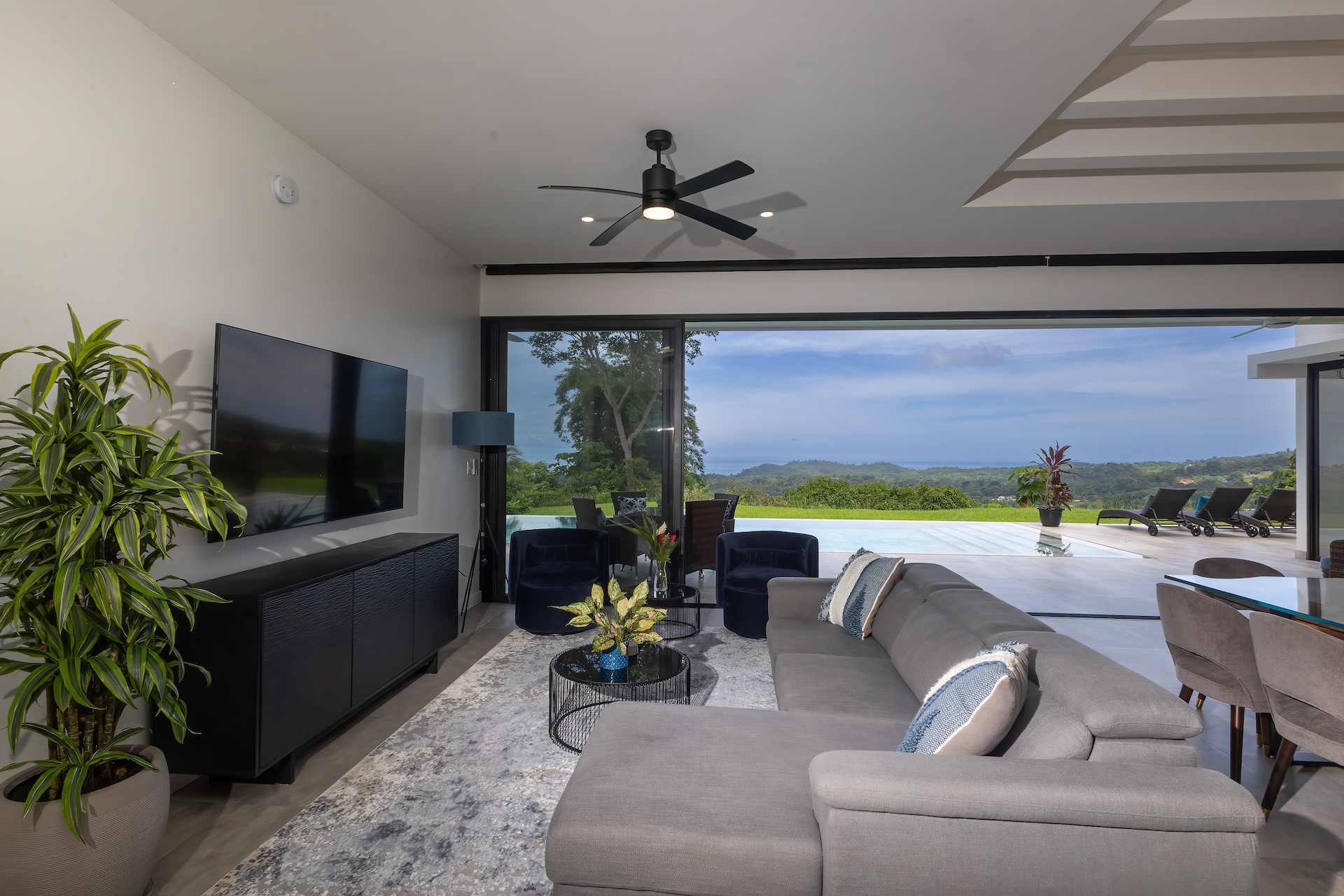 4 bed Single Family Homes For Sale in Ojochal, Puntarenas - thumb 15