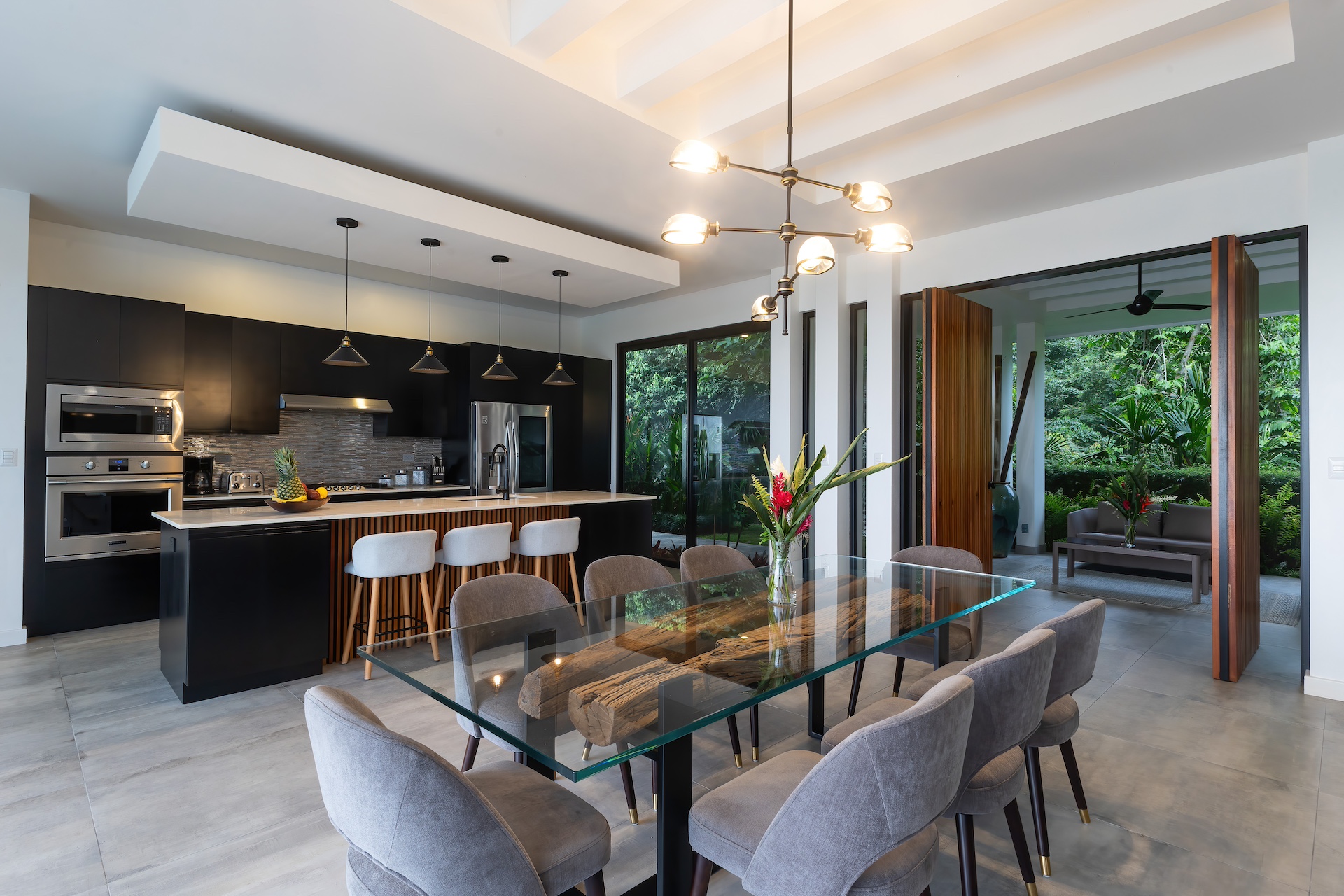 4 bed Single Family Homes For Sale in Ojochal, Puntarenas - thumb 11