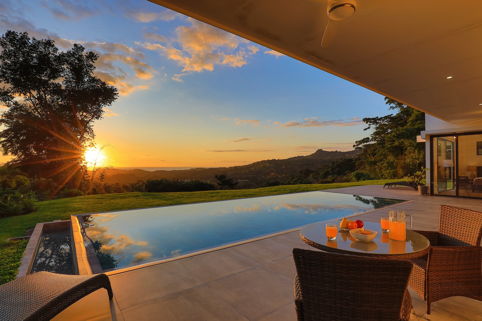 4 bed Single Family Homes For Sale in Ojochal, Puntarenas - thumb 1