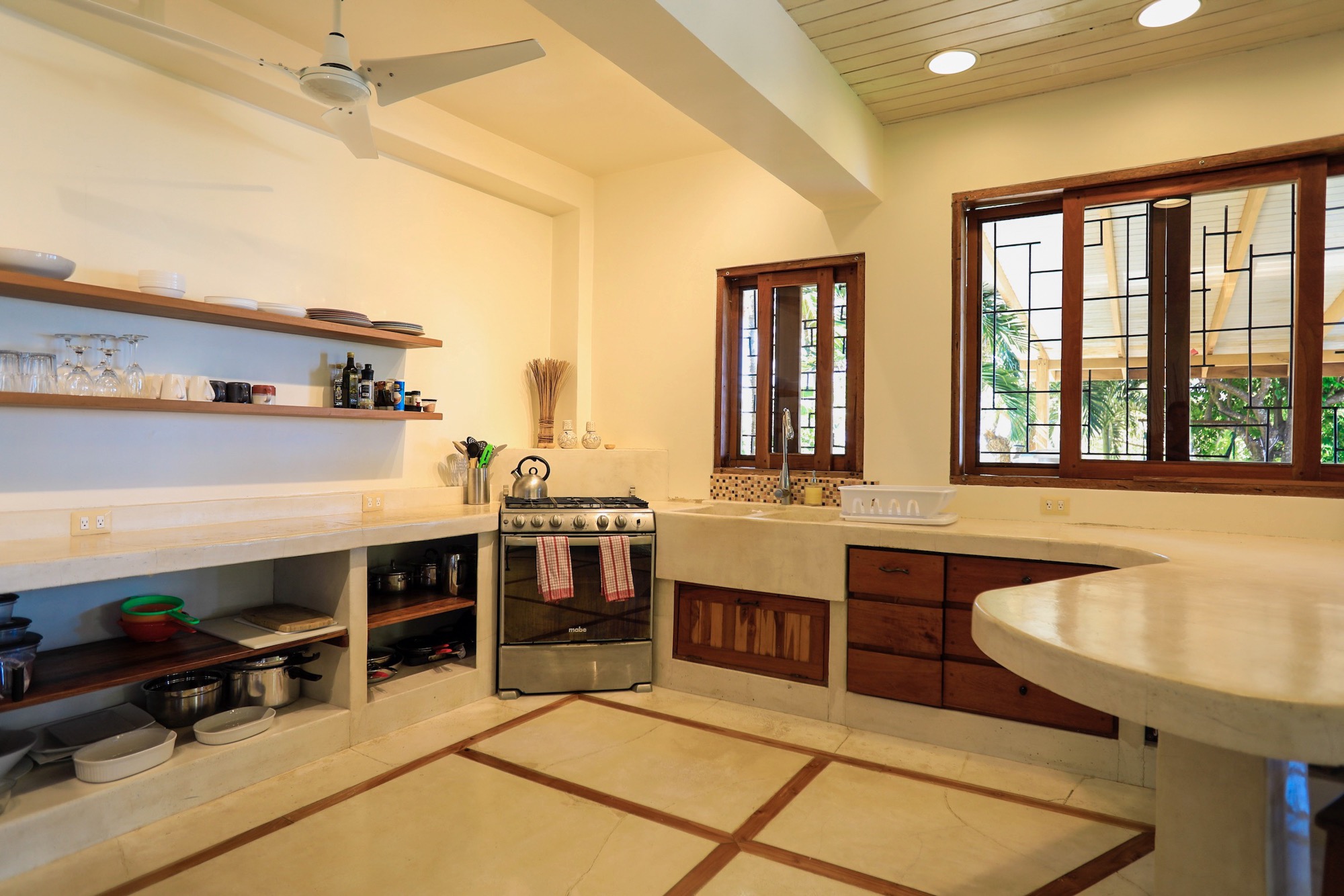 4 bed Single Family Homes For Sale in Malpais, Puntarenas - thumb 4