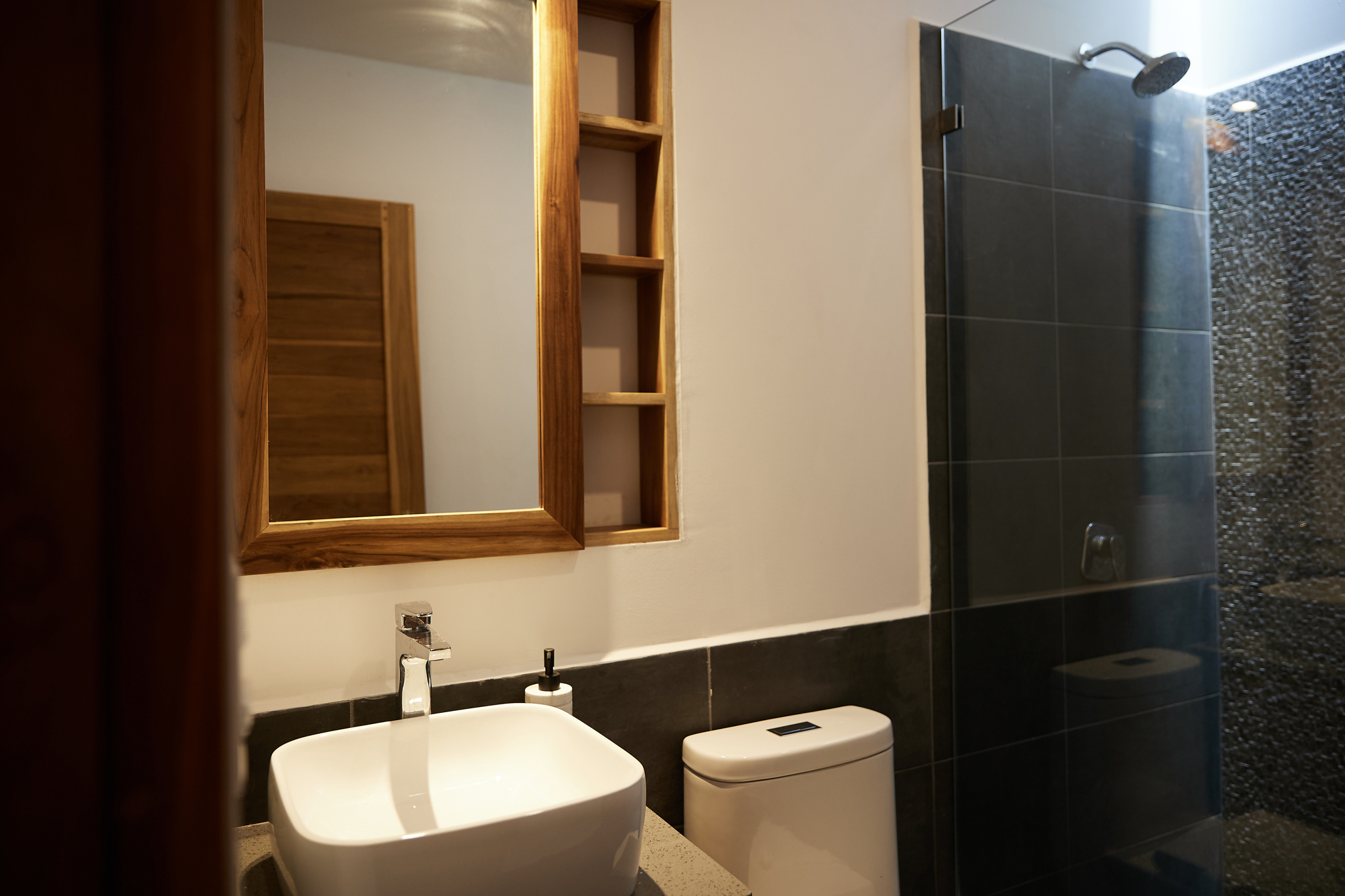 8 bed Apartment For Sale in Tamarindo, Guanacaste - thumb 17