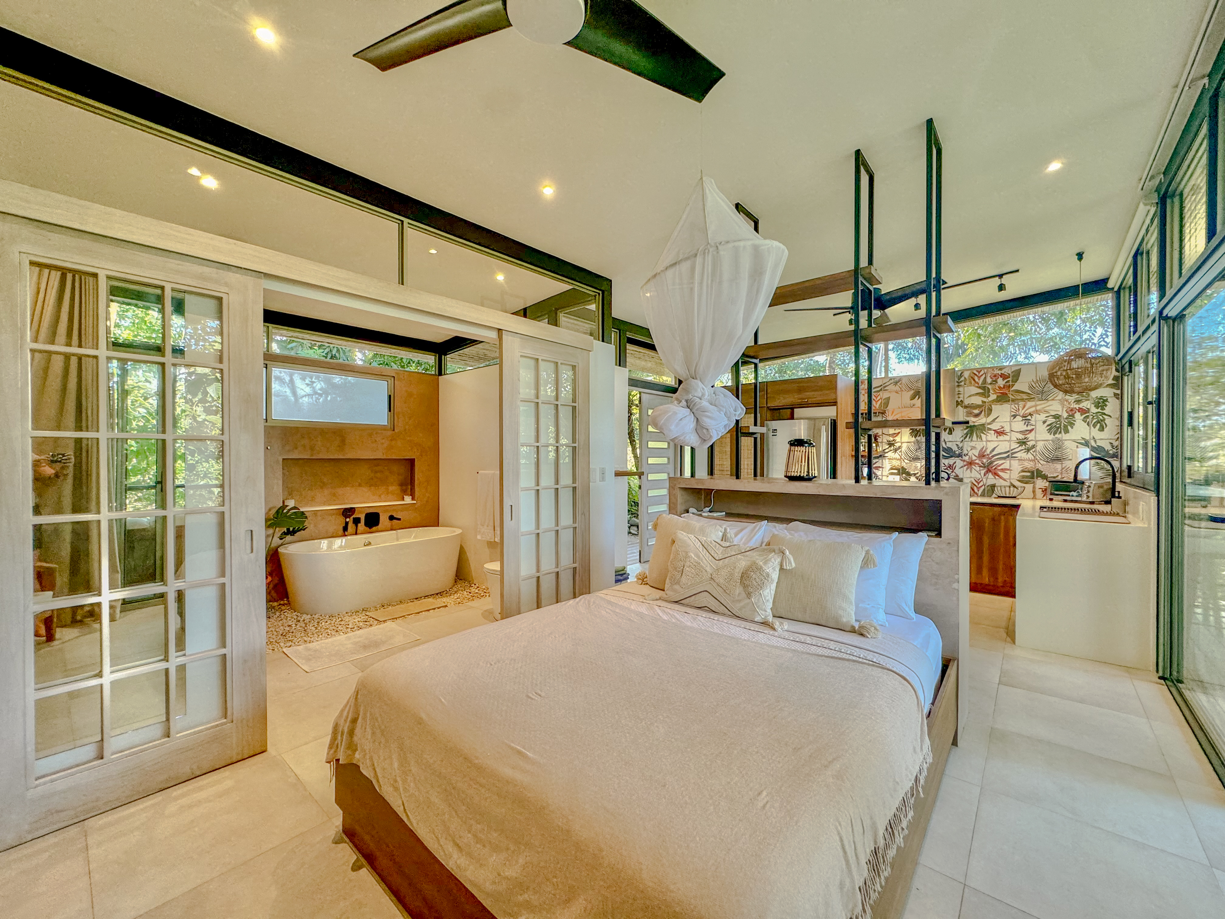1 bed Apartment For Sale in Santiago, Puntarenas - thumb 1