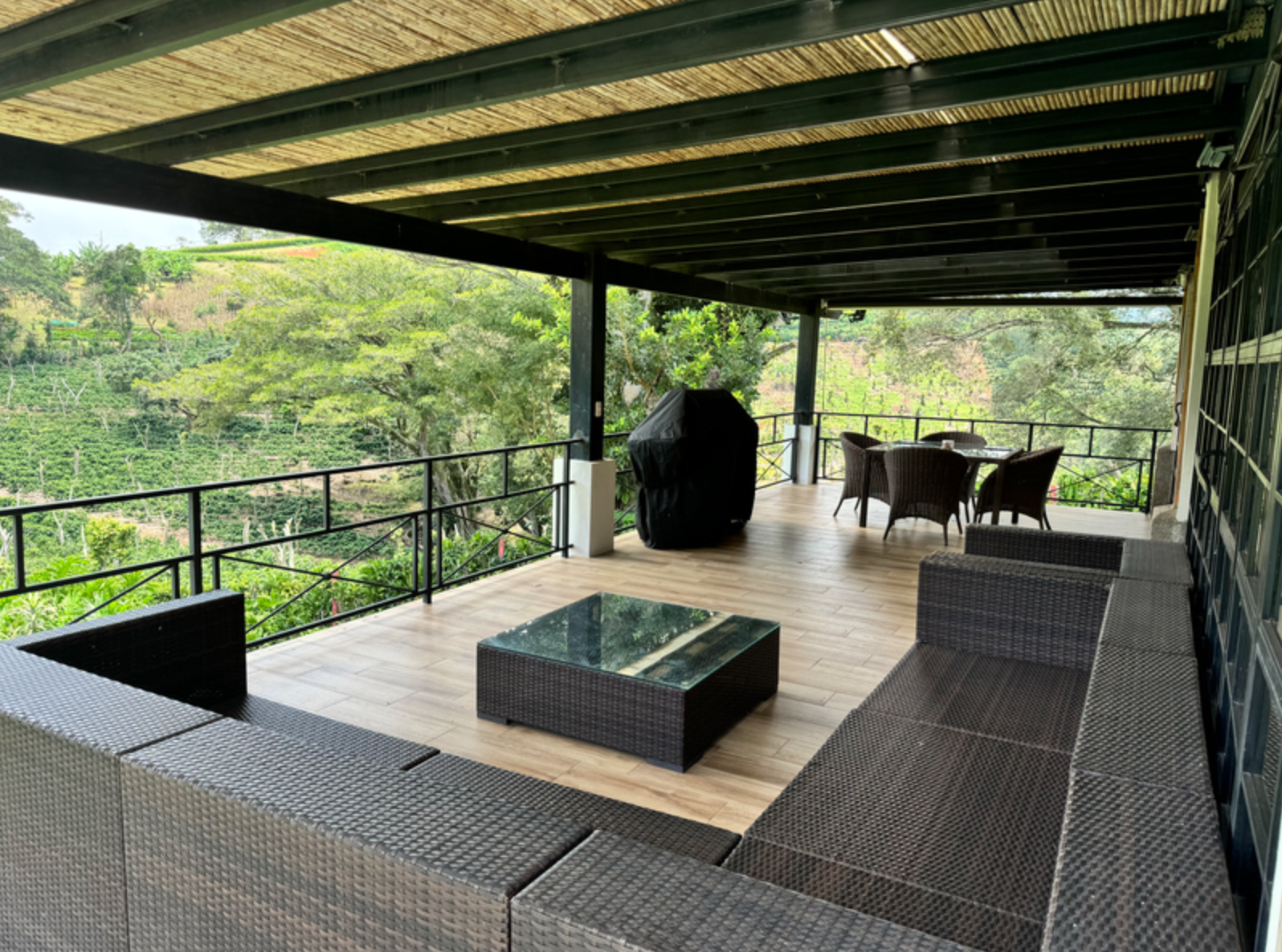 5 bed Single Family Homes For Sale in Atenas, Alajuela - thumb 4