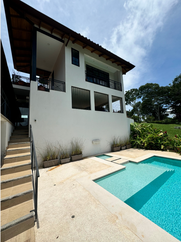 5 bed Single Family Homes For Sale in Atenas, Alajuela - thumb 5