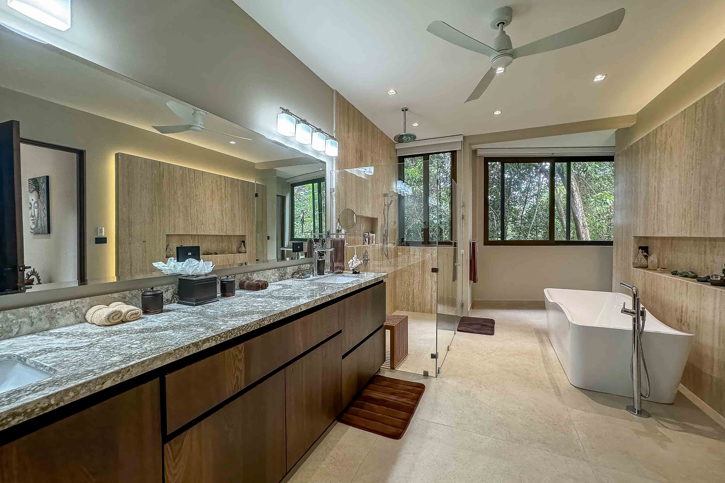4 bed Single Family Homes For Sale in Manuel Antonio, Puntarenas - thumb 26