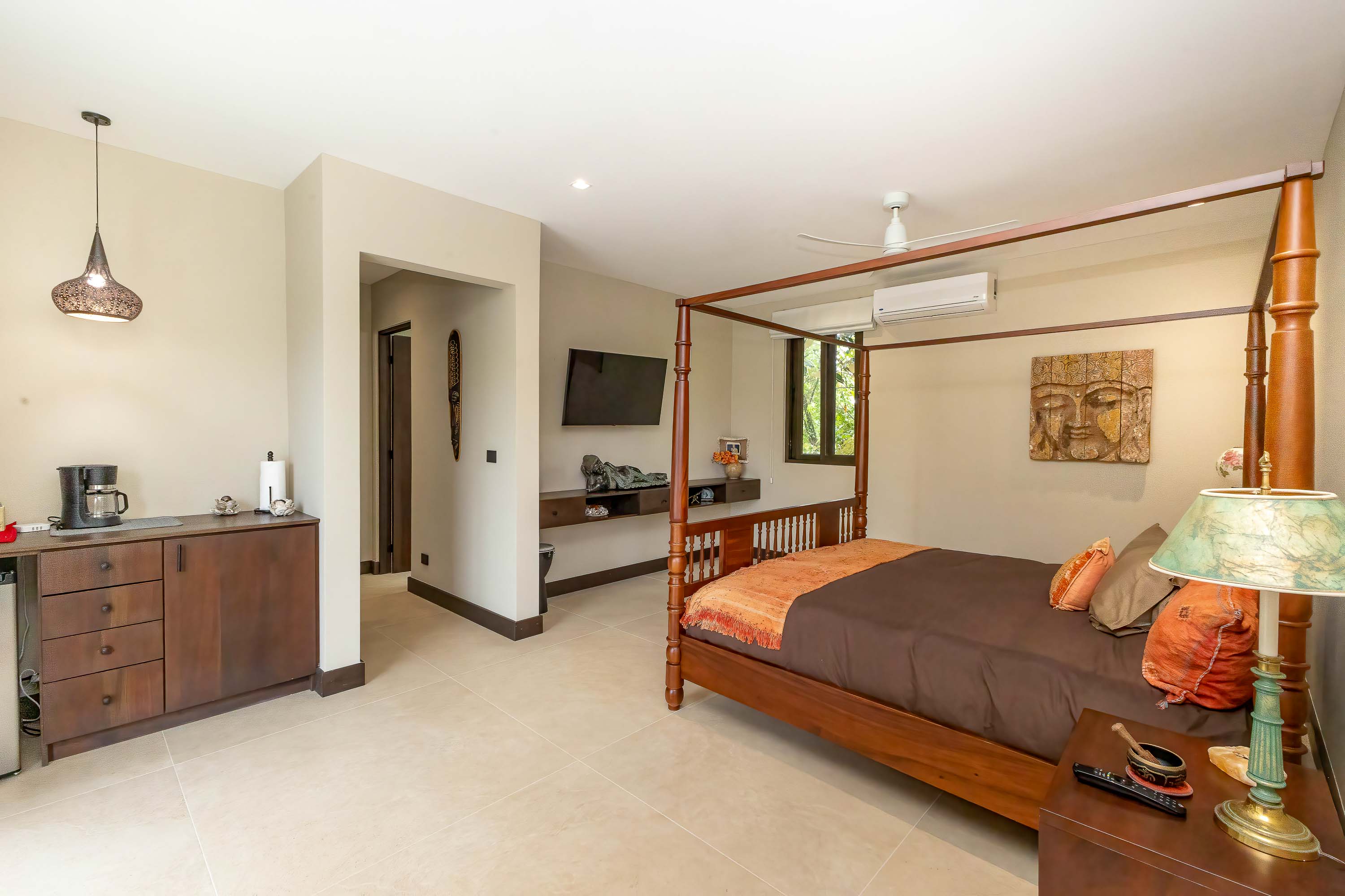 4 bed Single Family Homes For Sale in Manuel Antonio, Puntarenas - thumb 19