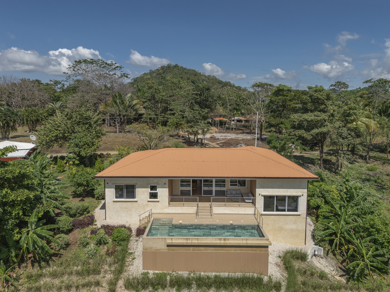 4 bed Single Family Homes For Sale in Tambor, Puntarenas - photo 3