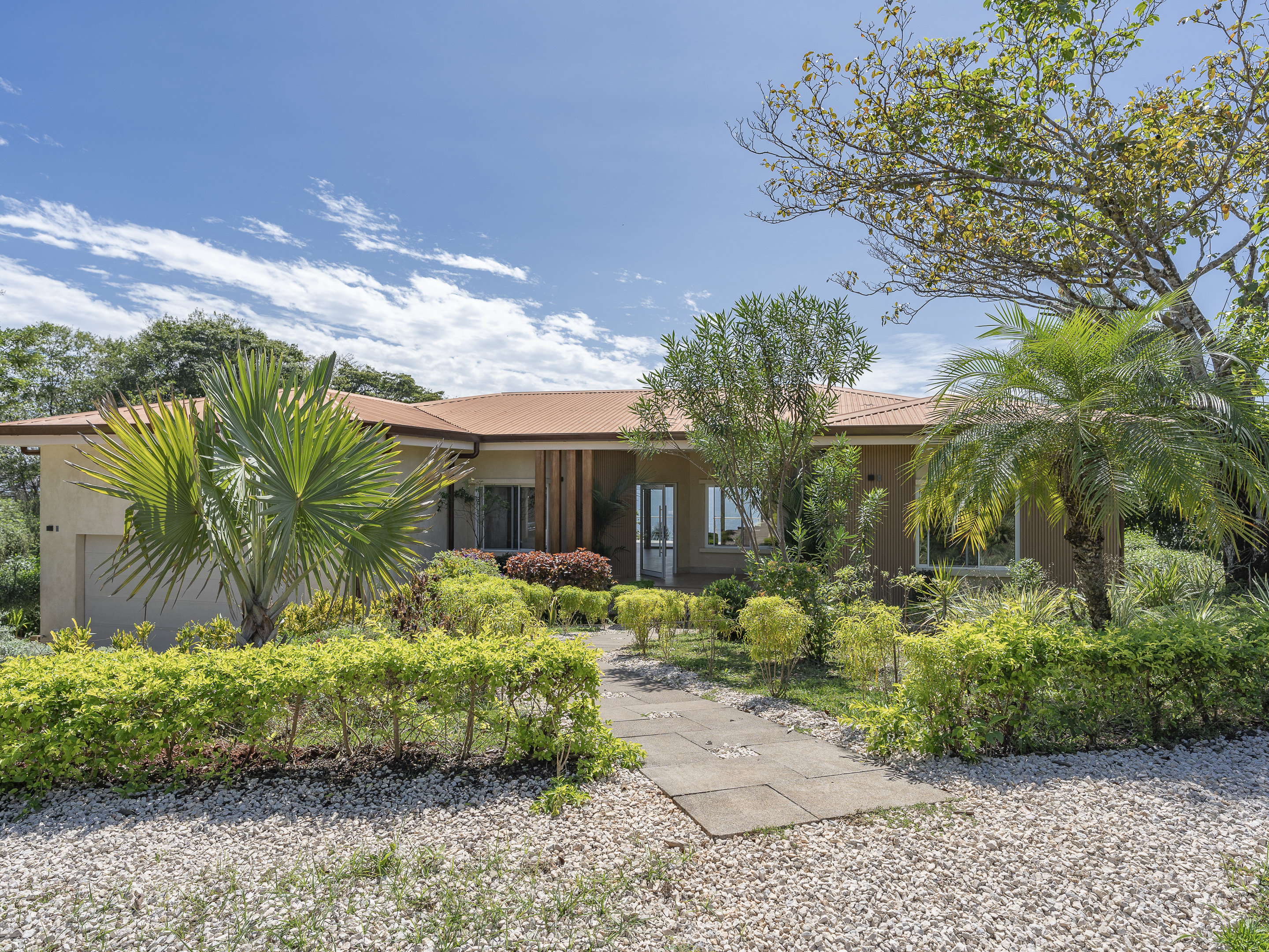 4 bed Single Family Homes For Sale in Tambor, Puntarenas - thumb 25