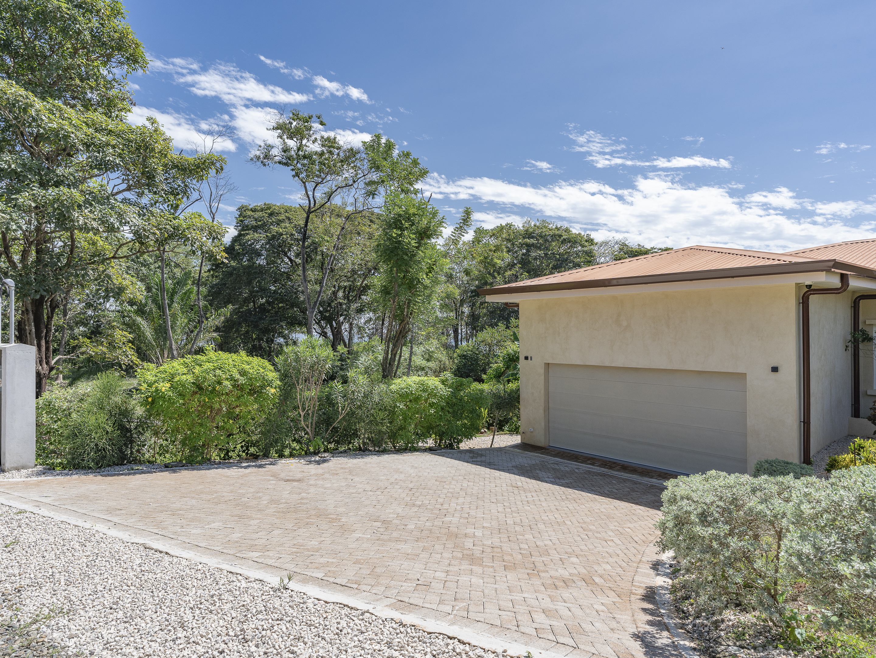 4 bed Single Family Homes For Sale in Tambor, Puntarenas - thumb 26