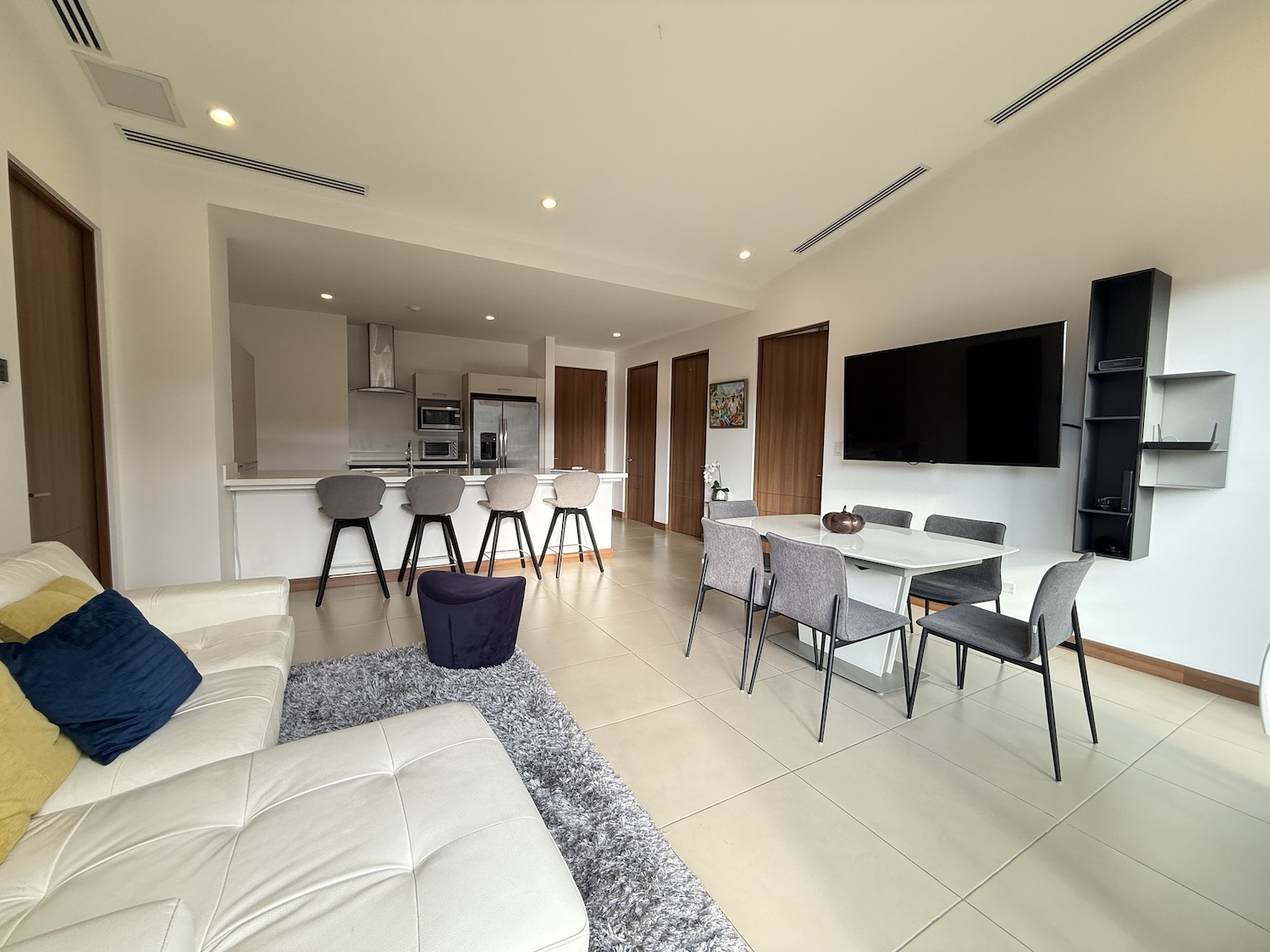 2 bed Apartment For Sale in Escazu, San Jose - thumb 1