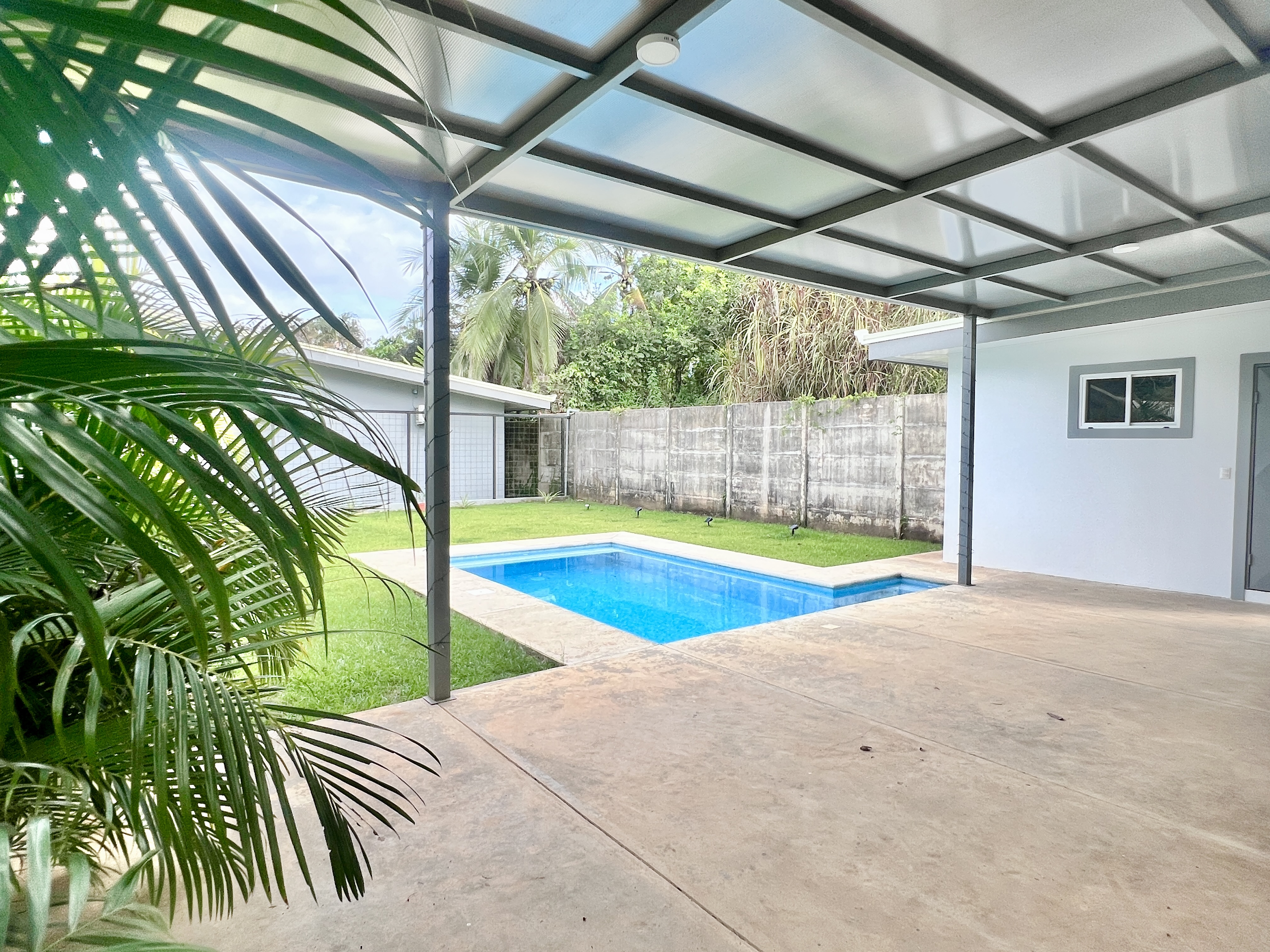 3 bed Single Family Homes For Sale in Quepos, Puntarenas - thumb 2