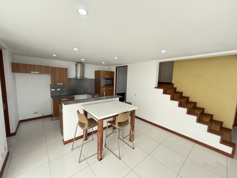 4 bed Single Family Homes For Sale in Santa Ana, San Jose - 1