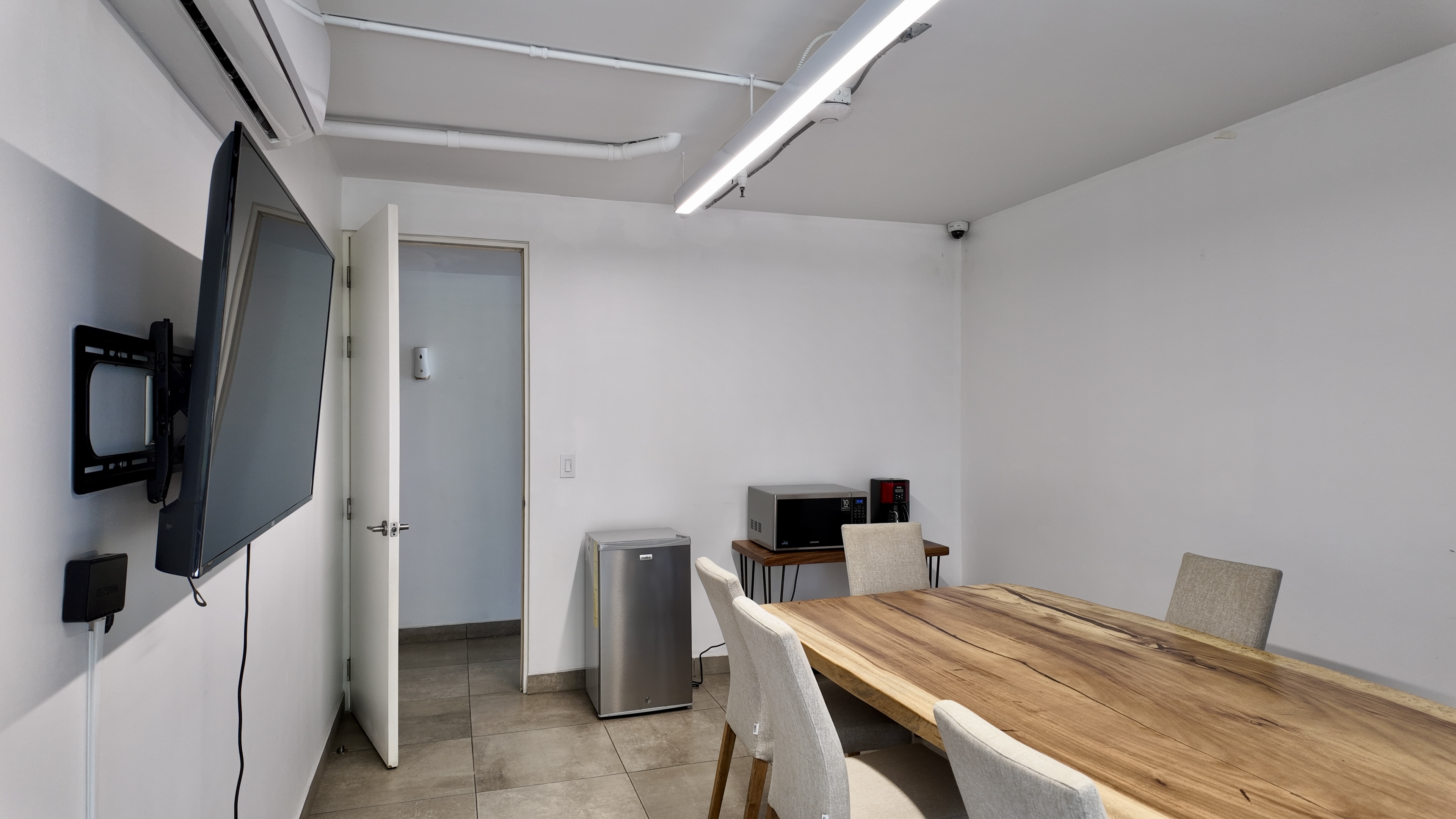 2 bed Apartment For Rent in Rohrmoser, San Jose - thumb 16