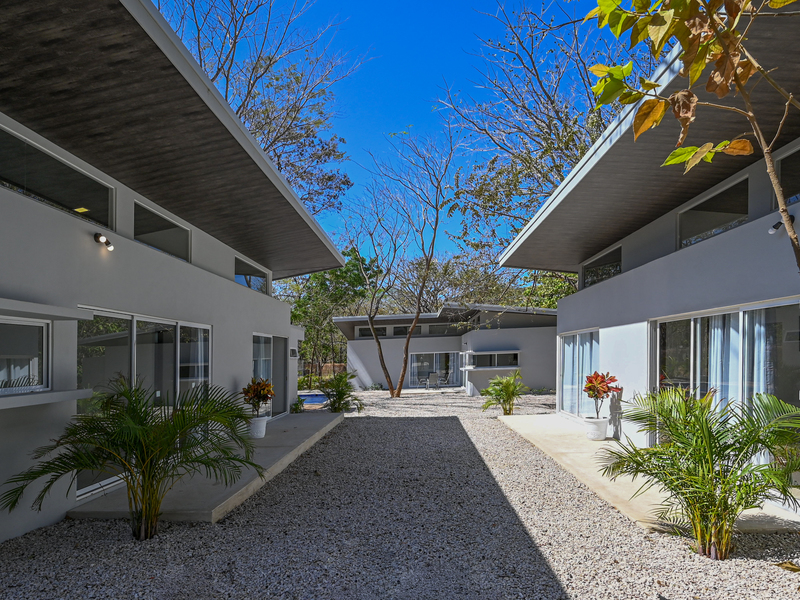 4 bed Single Family Homes For Sale in Tamarindo, Guanacaste - 1