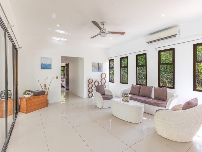 6 bed Single Family Homes For Sale in Tamarindo, Guanacaste - hero 24