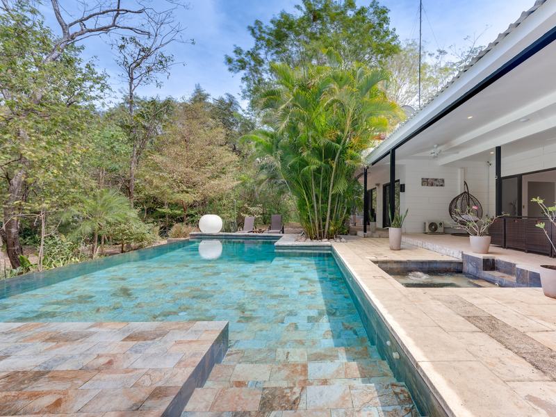 6 bed Single Family Homes For Sale in Tamarindo, Guanacaste - 1