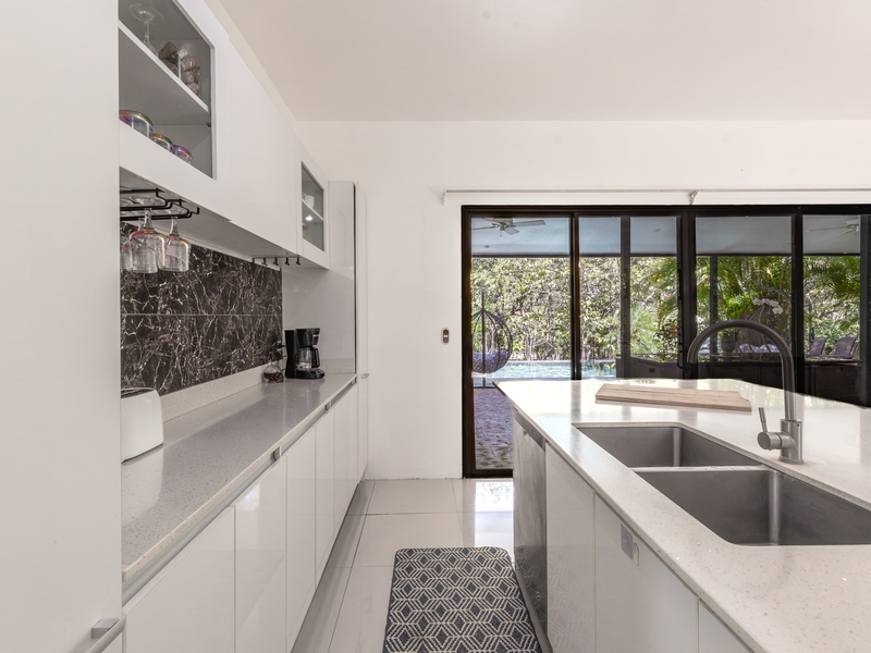 6 bed Single Family Homes For Sale in Tamarindo, Guanacaste - hero 26