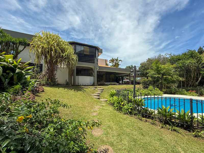 4 bed Single Family Homes For Sale in Escazu, San Jose - 1