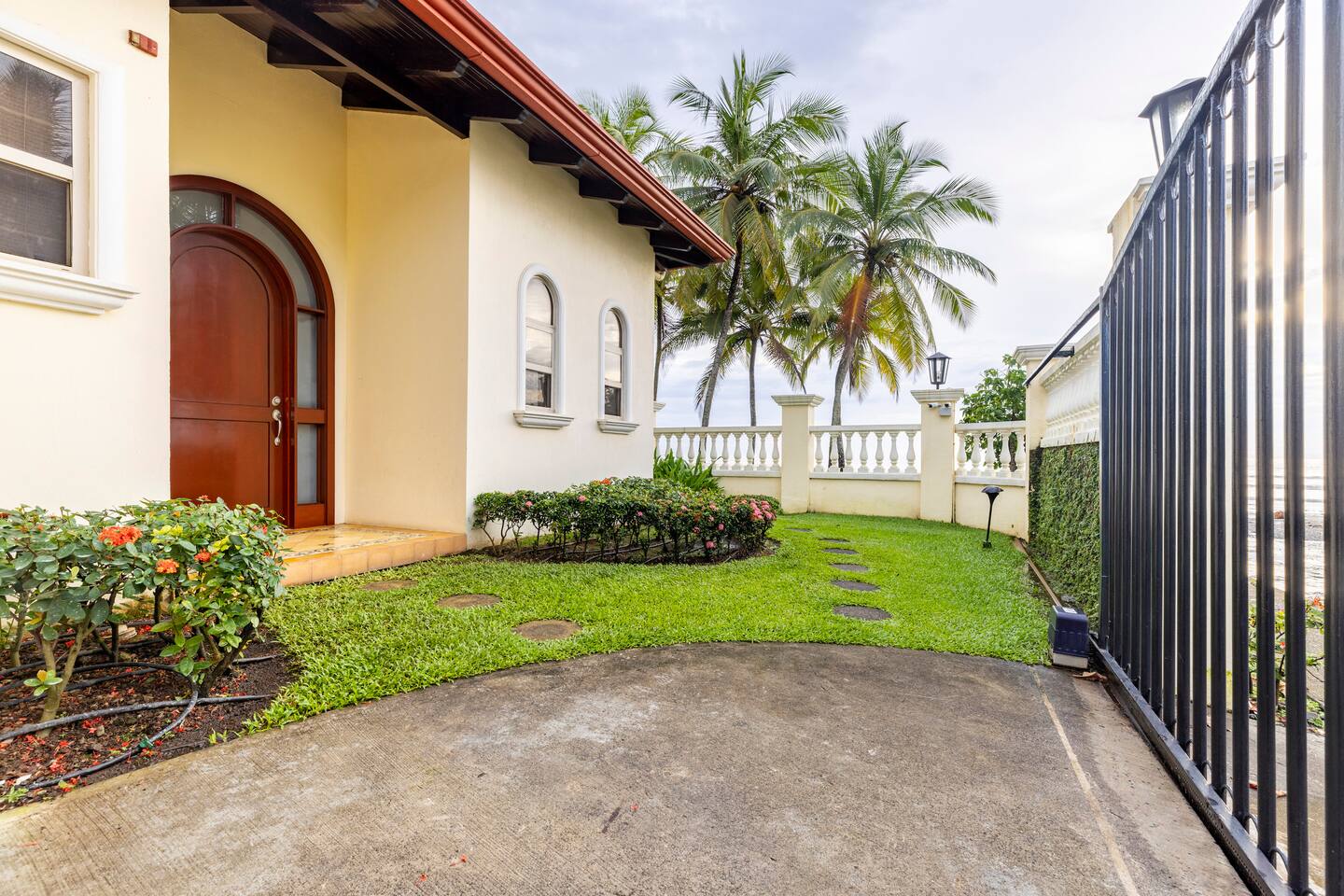 3 bed Single Family Homes For Sale in Jaco, Puntarenas - thumb 7