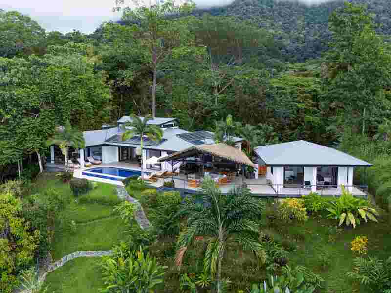 4 bed Single Family Homes For Sale in Ciudad Cortes, Puntarenas - 1