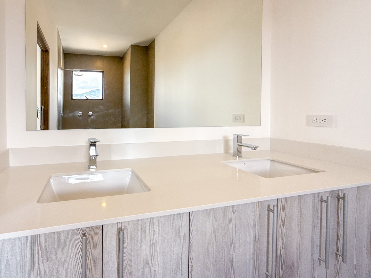 3 bed Apartment For Sale in Santa Ana, San Jose - thumb 11