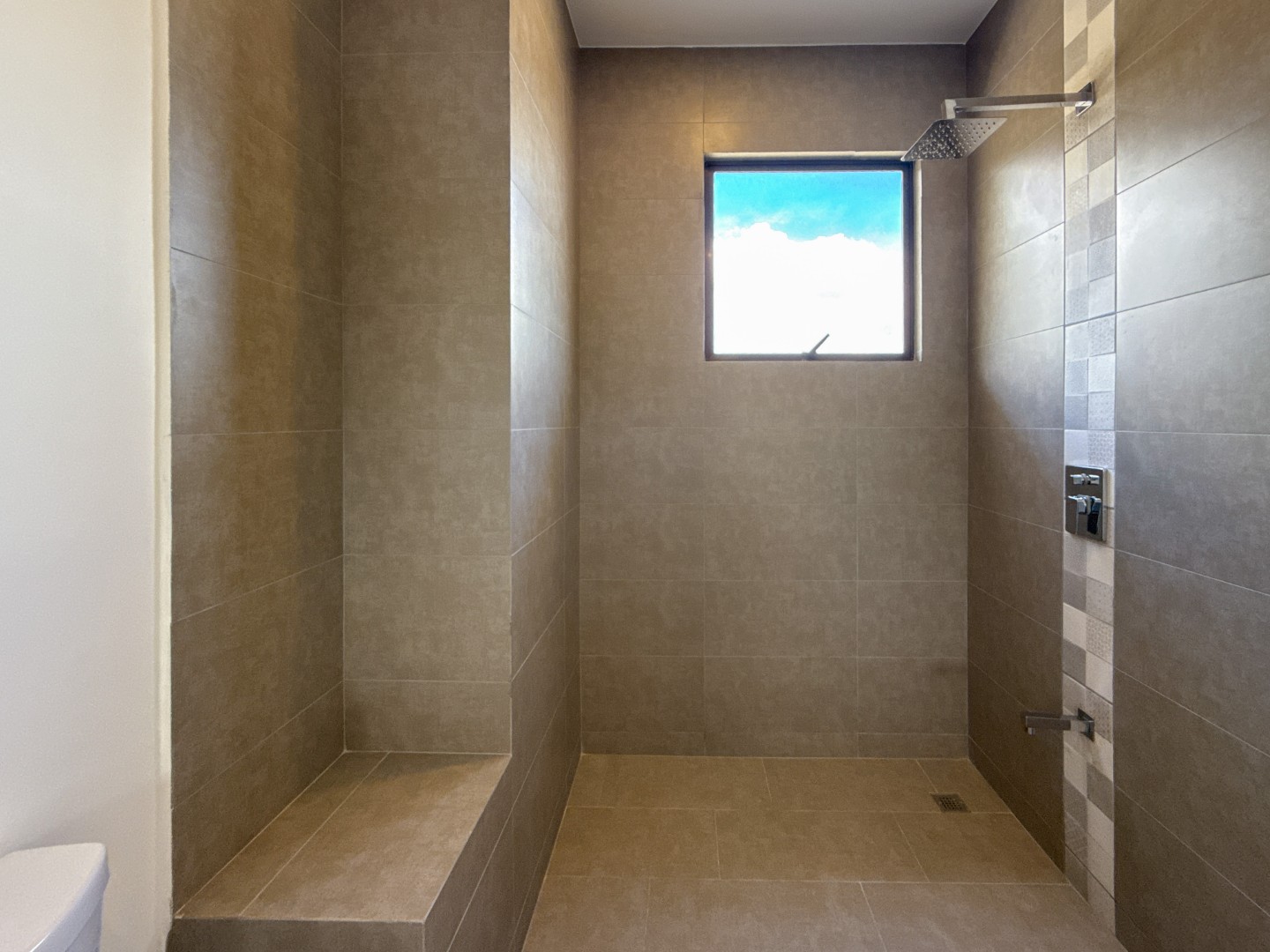 3 bed Apartment For Sale in Santa Ana, San Jose - thumb 12