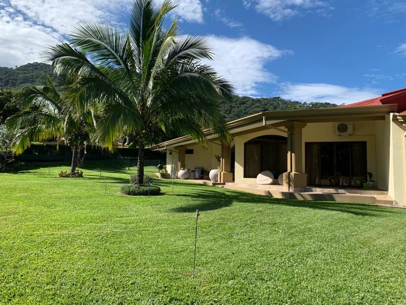 4 bed Single Family Homes For Rent in Santa Ana, San Jose - 1