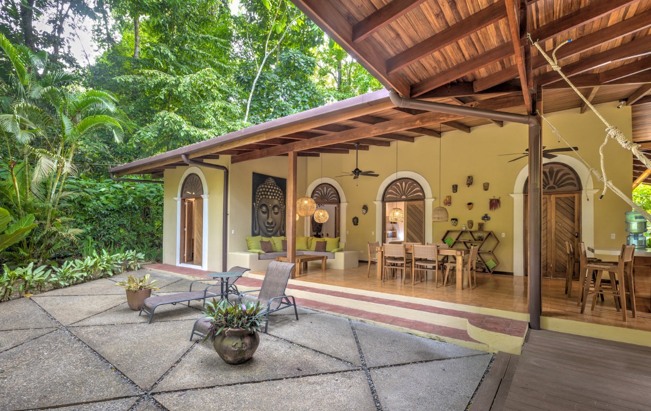 4 bed Single Family Homes For Sale in Puerto Viejo, Limón - thumb 2