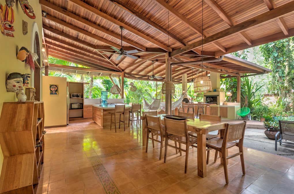 4 bed Single Family Homes For Sale in Puerto Viejo, Limón - thumb 3