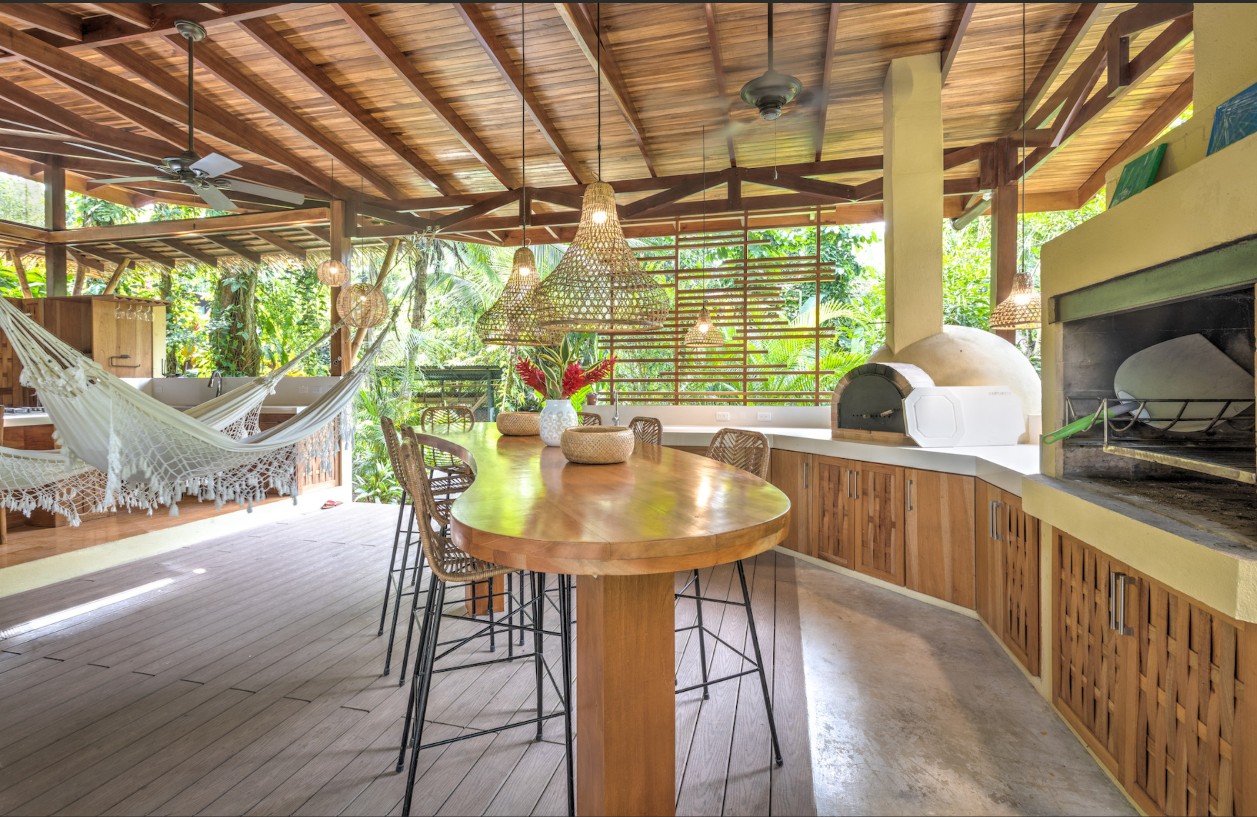 4 bed Single Family Homes For Sale in Puerto Viejo, Limón - thumb 7