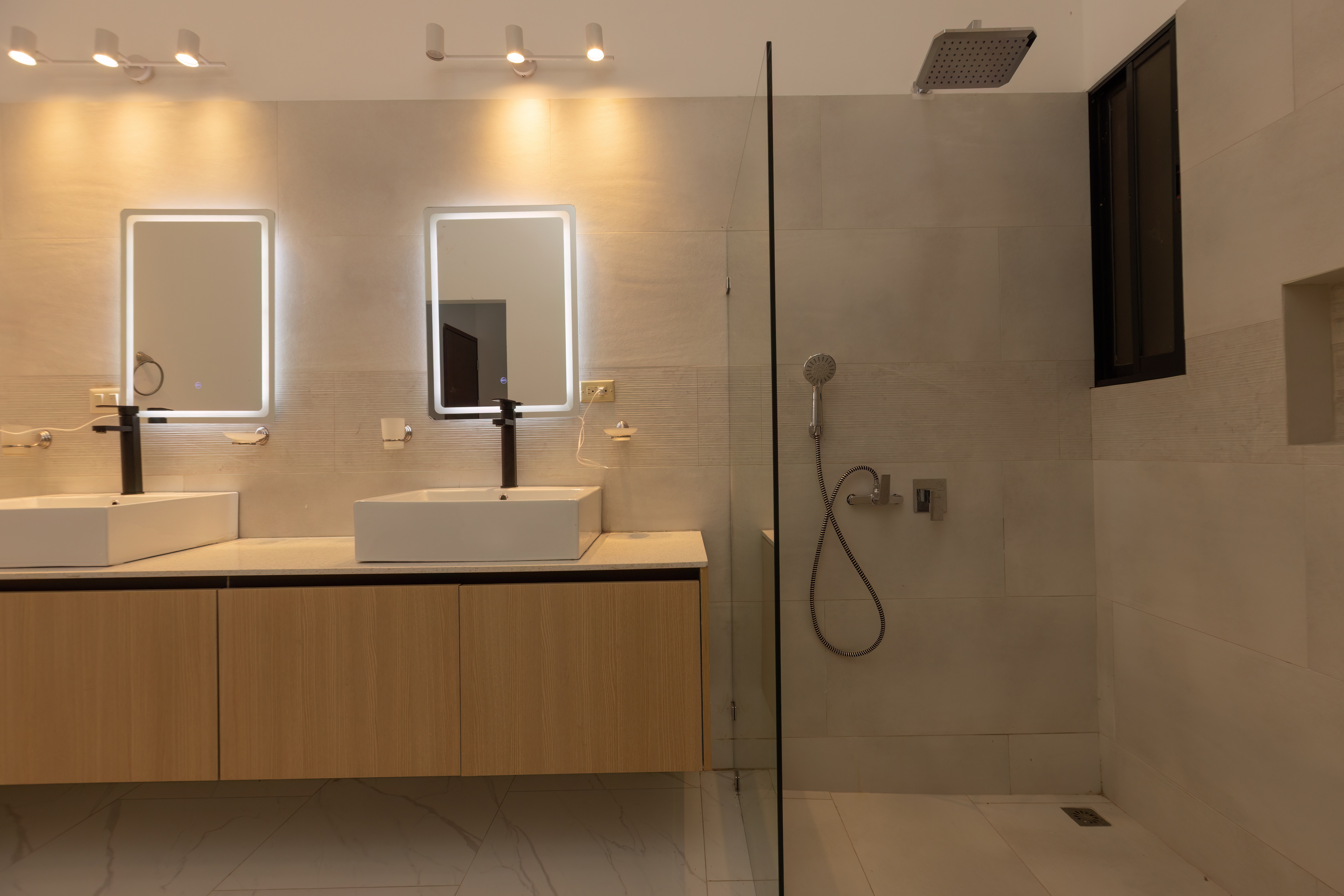 3 bed Single Family Homes For Sale in Manuel Antonio, Puntarenas - thumb 12