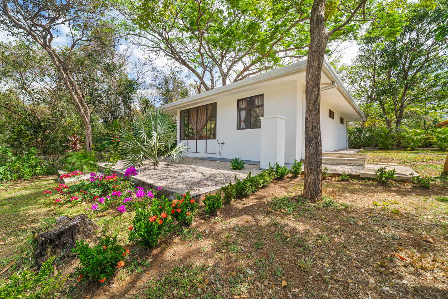 3 bed Single Family Homes For Sale in Junquillal, Guanacaste - thumb 6