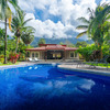  - Casa Luna, 3bed /3bath Private Oasis, Convenient Location