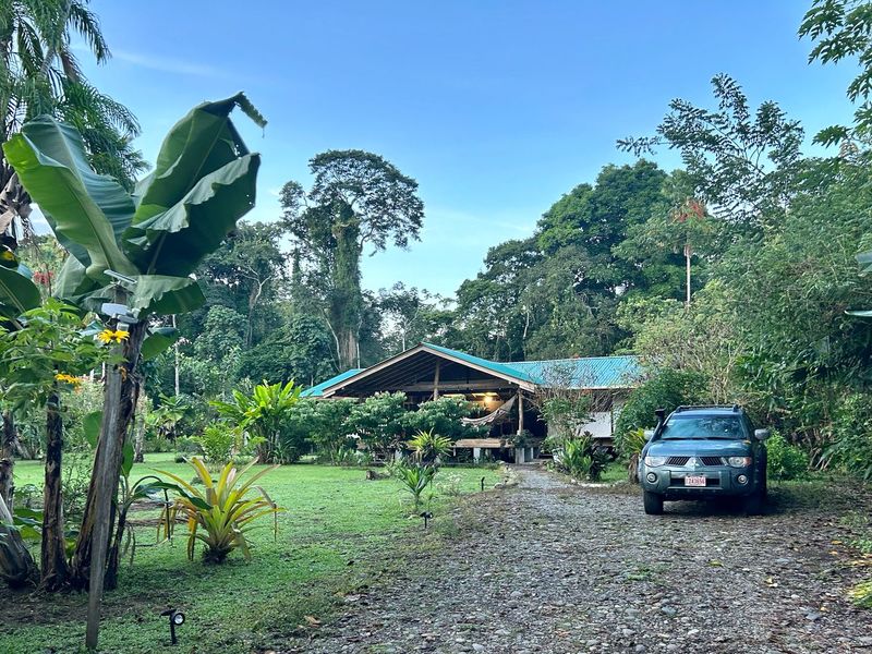 3 bed Single Family Homes For Rent in Cahuita, Limón - 1